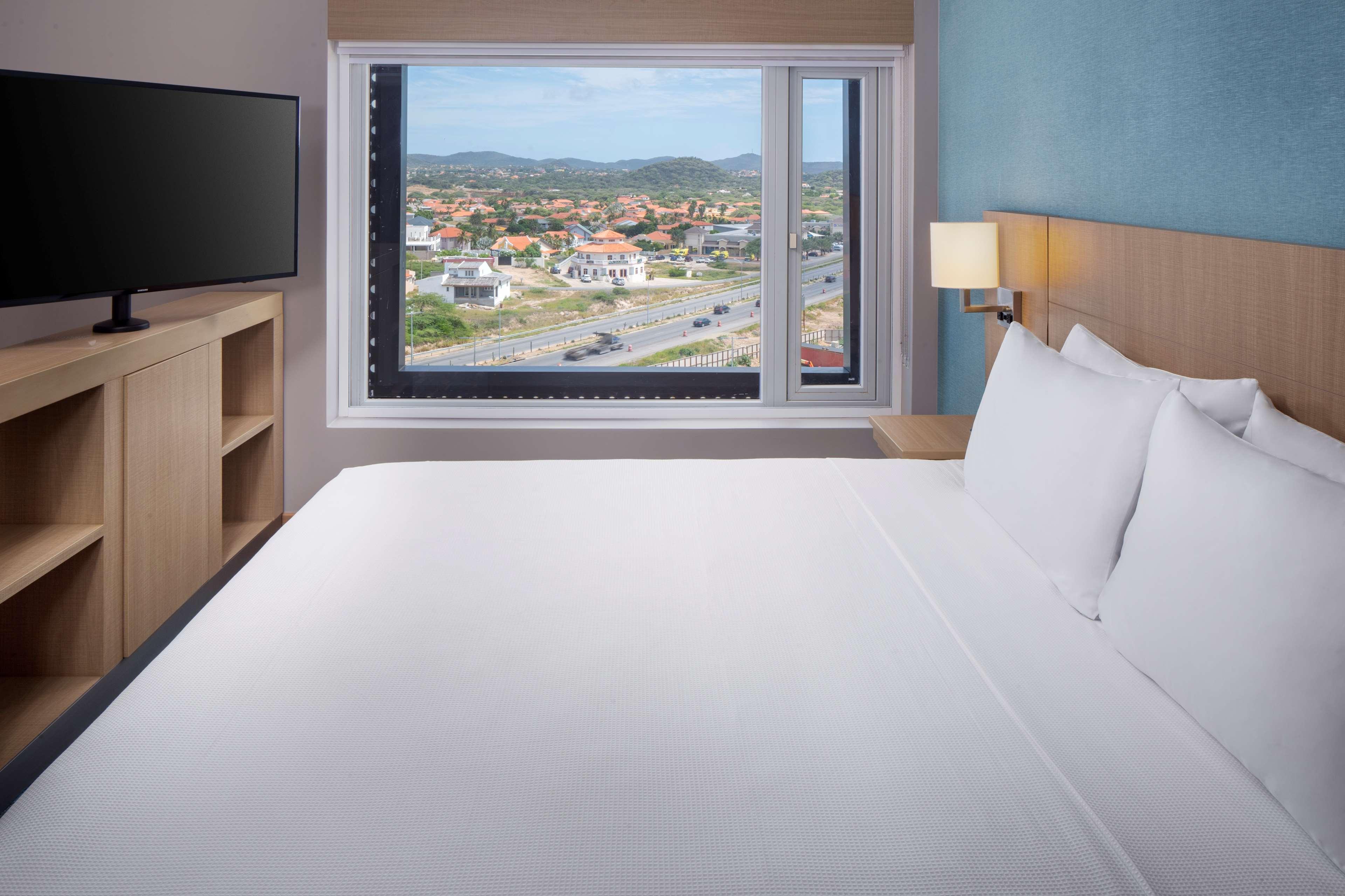 Hyatt Place Aruba Airport Oranjestad Dış mekan fotoğraf